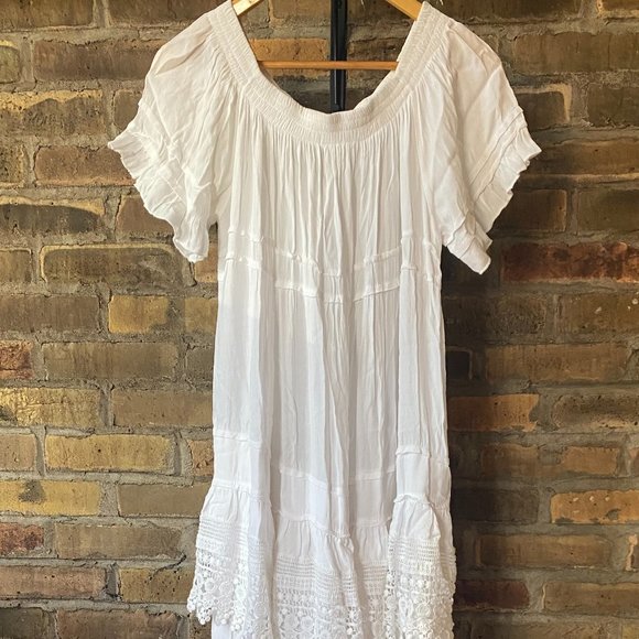 Canadian Made, white off the shoulder tier dress - Picture 1 of 2